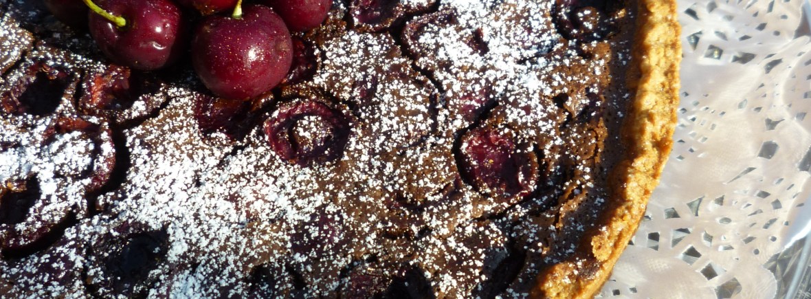 Tarta de cerezas y chocolate