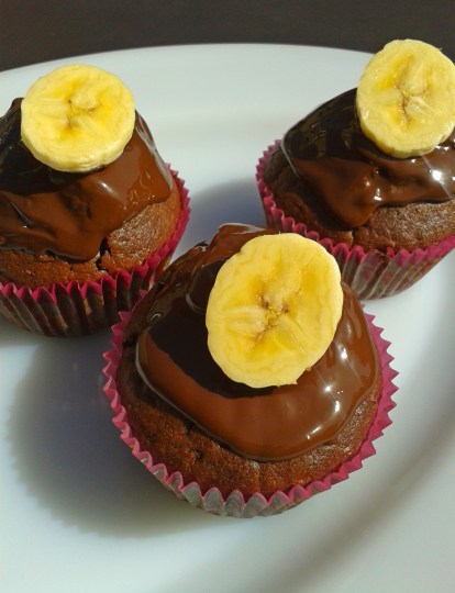 Muffins con plátano y chocolate Muffins con plátano y chocolate