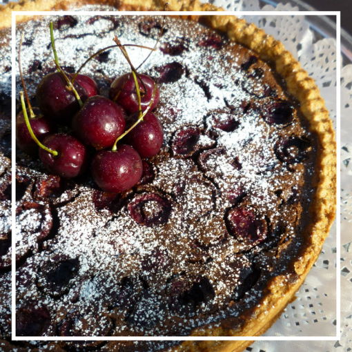 Tarta de cerezas y chocolate.png